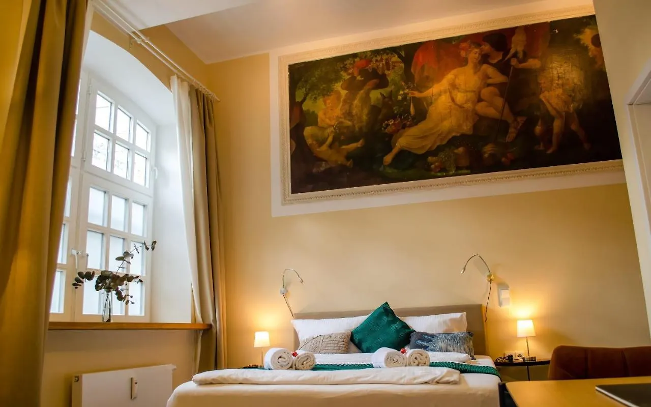 Апартаменты Homely Stay Studio 3 - Cozy Self-Check-In Studio In Central Мюнхен