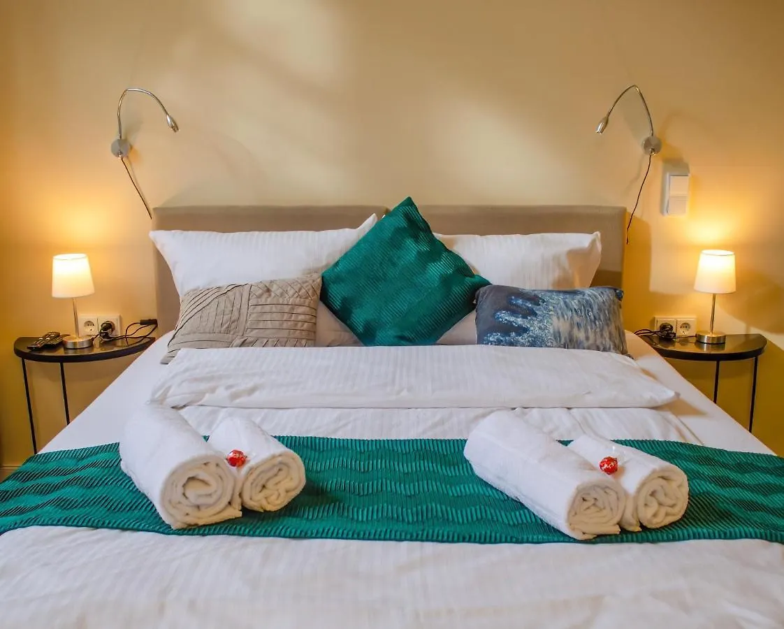 Homely Stay Studio 3 - Cozy Self-Check-In Studio In Central Munich
